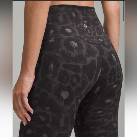 Lululemon Align Spray Leopard Leggings Size 4 - Picture 3 of 15